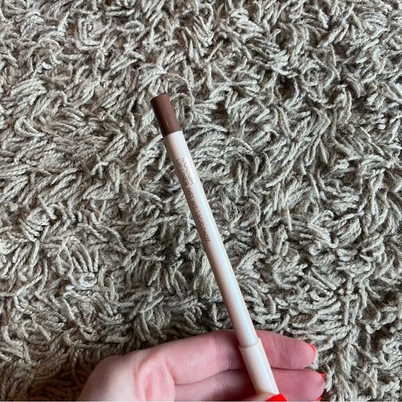NWT! Basic Beauty Gel Lip Liner Duo in Latte and Cocoa - Picture 3 of 6